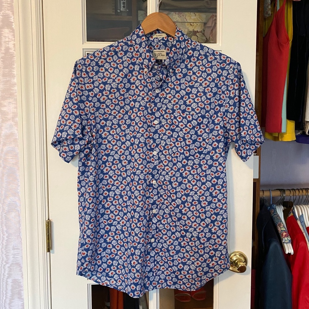 J. Crew Short Sleeve men’s shirt